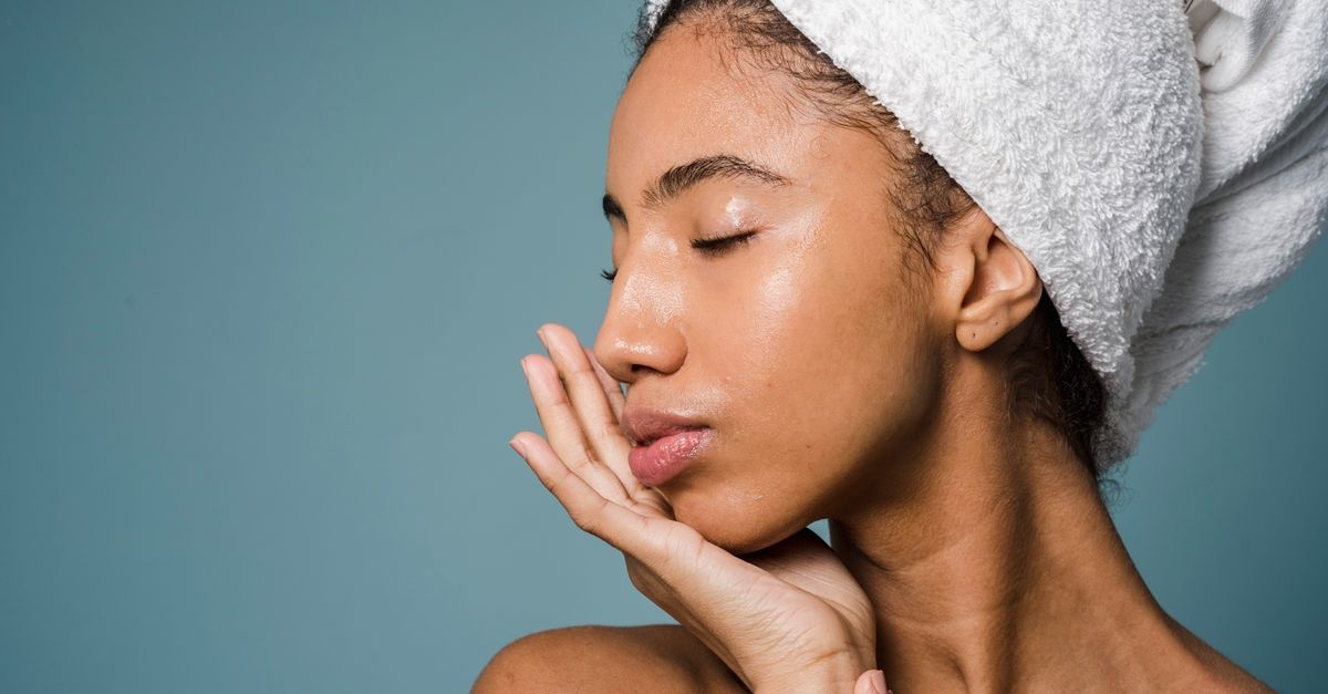 Peau sèche ? La glycérine, l’alliée hydratation qui change tout