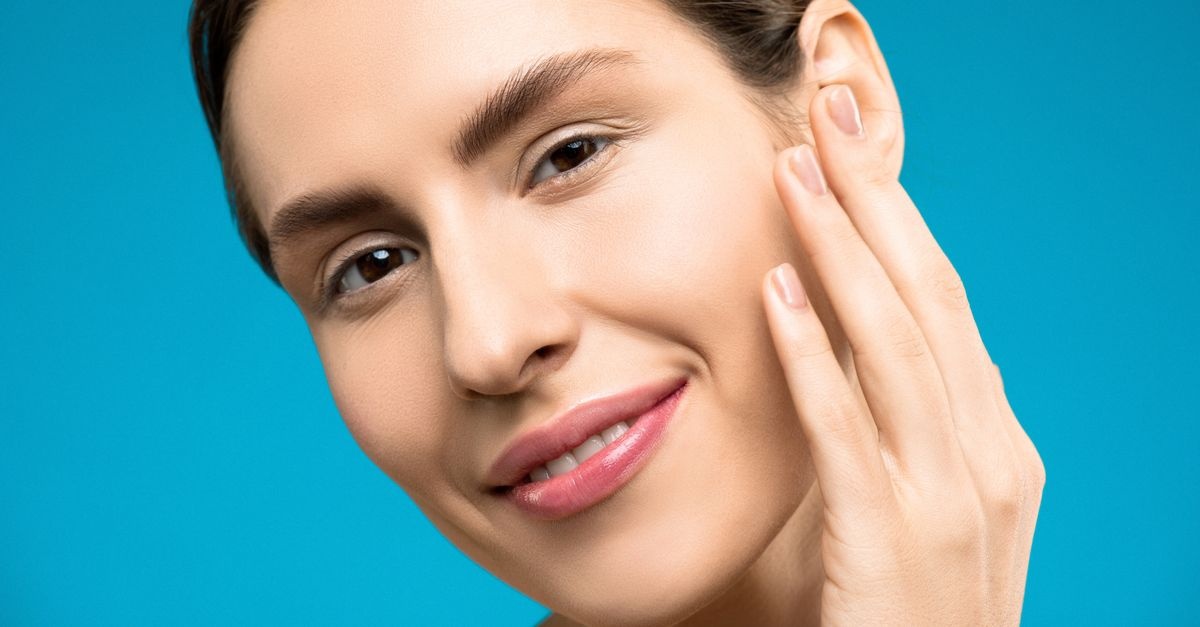 Peau éclatante et grain affiné : le secret de l’acide glycolique pour le visage