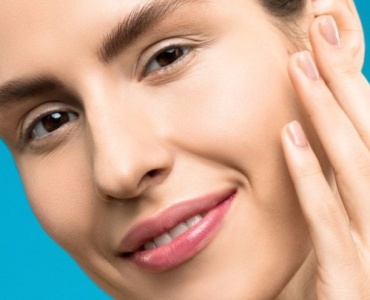Peau éclatante et grain affiné : le secret de l’acide glycolique pour le visage