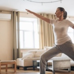 S’entraîner sans bruit chez soi : 10 idées efficaces pour garder la forme en appartement