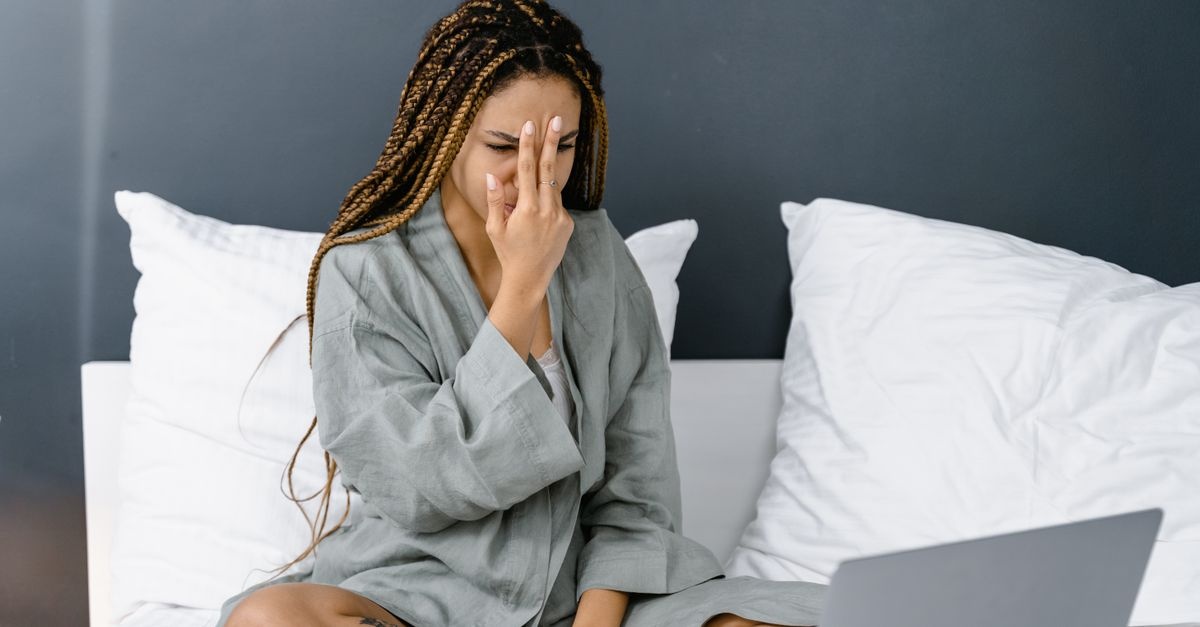 Adieu aux yeux fatigués : 7 astuces pour survivre aux journées devant les écrans