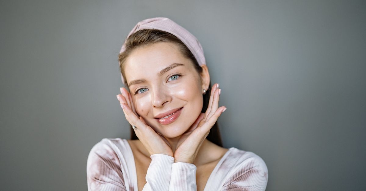 Peau jeune et éclat naturel : les gestes essentiels pour préserver sa fraîcheur au quotidien