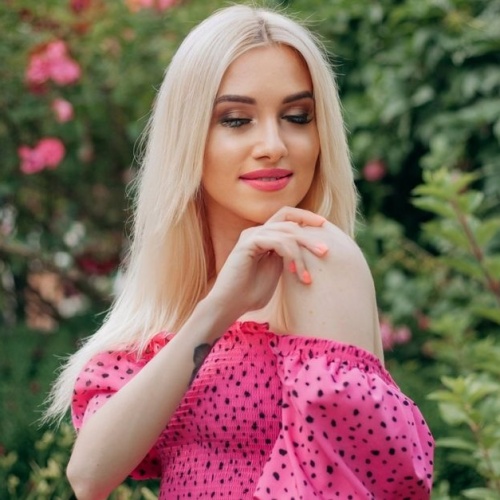 Quelles teintes subliment les cheveux blonds ? Le guide des couleurs qui illuminent votre blond