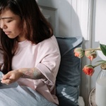 Les Secrets d’un Réveil en Douceur : Adoptez une Routine Matinale Qui Change Tout